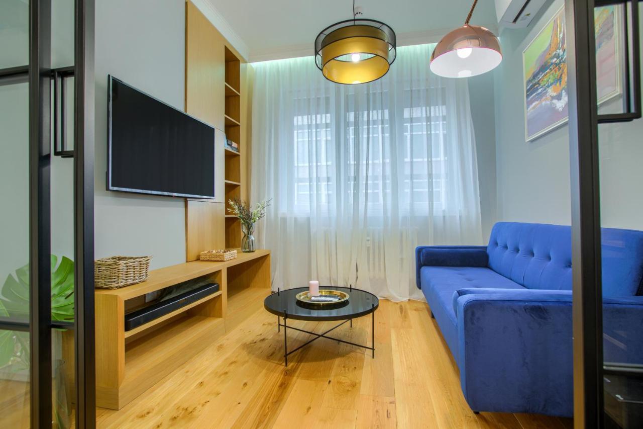 Premium Apartments Lovely 2Bd Near The Parliament Sofia Buitenkant foto