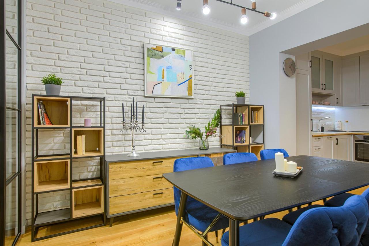 Premium Apartments Lovely 2Bd Near The Parliament Sofia Buitenkant foto
